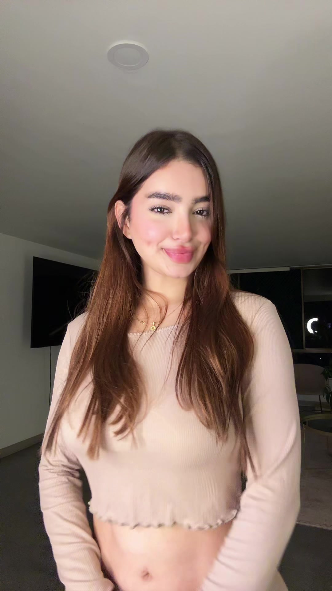 @Laura&ensp;sahar