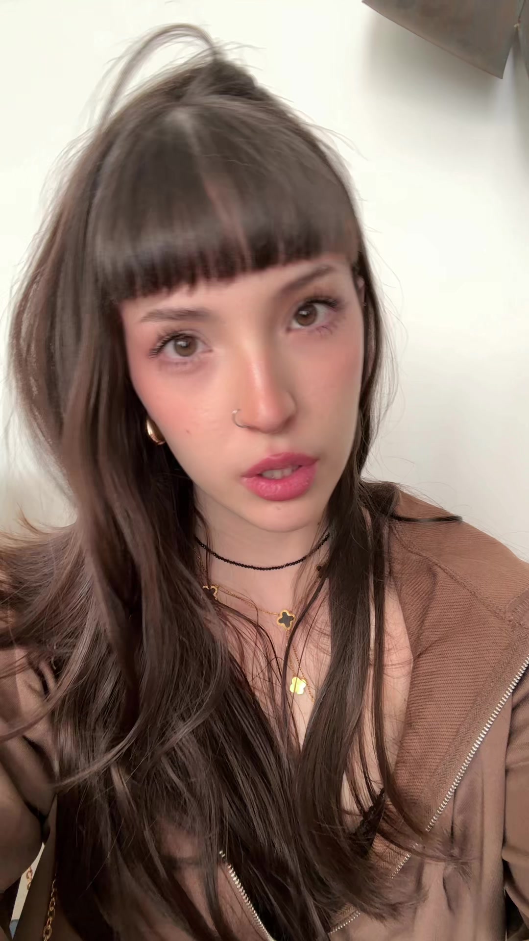 @Ana