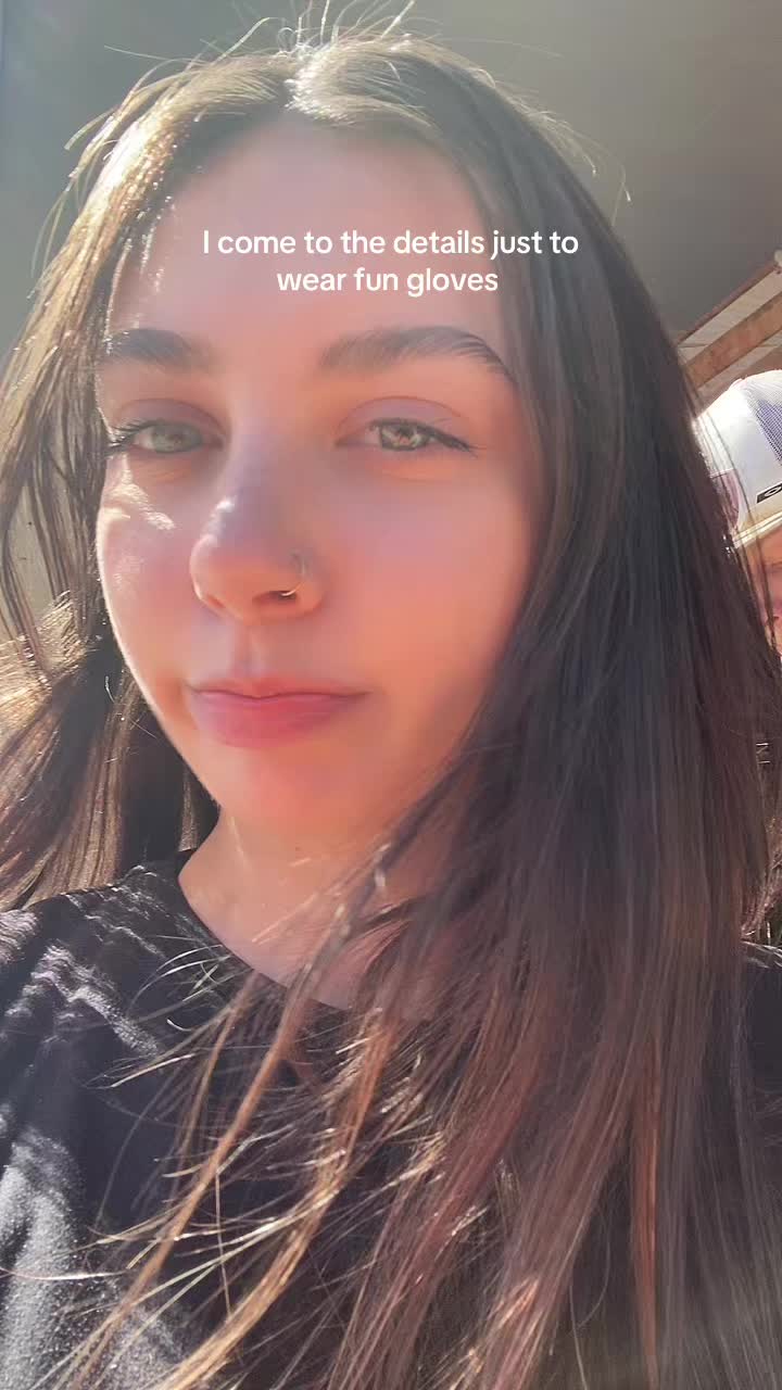 @courtneyy