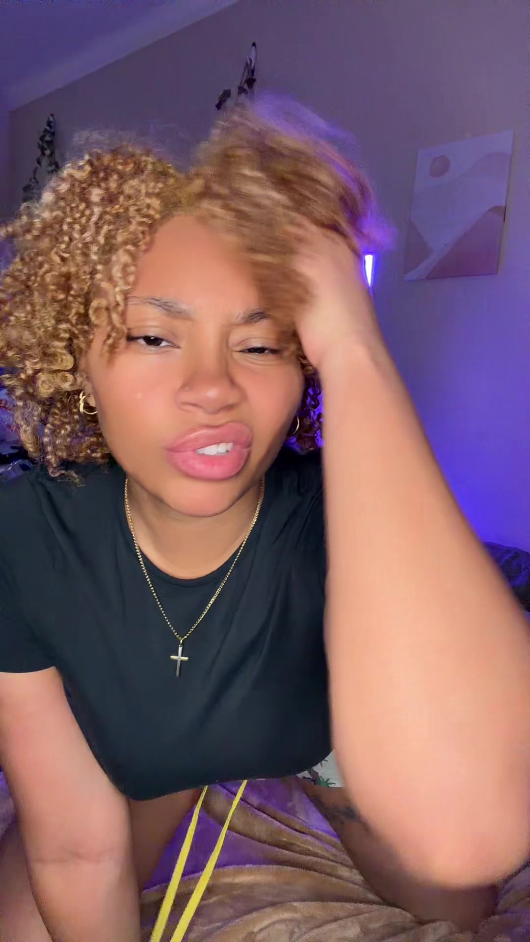 @Sekquiree