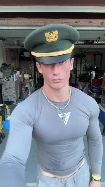 @alphadscott1