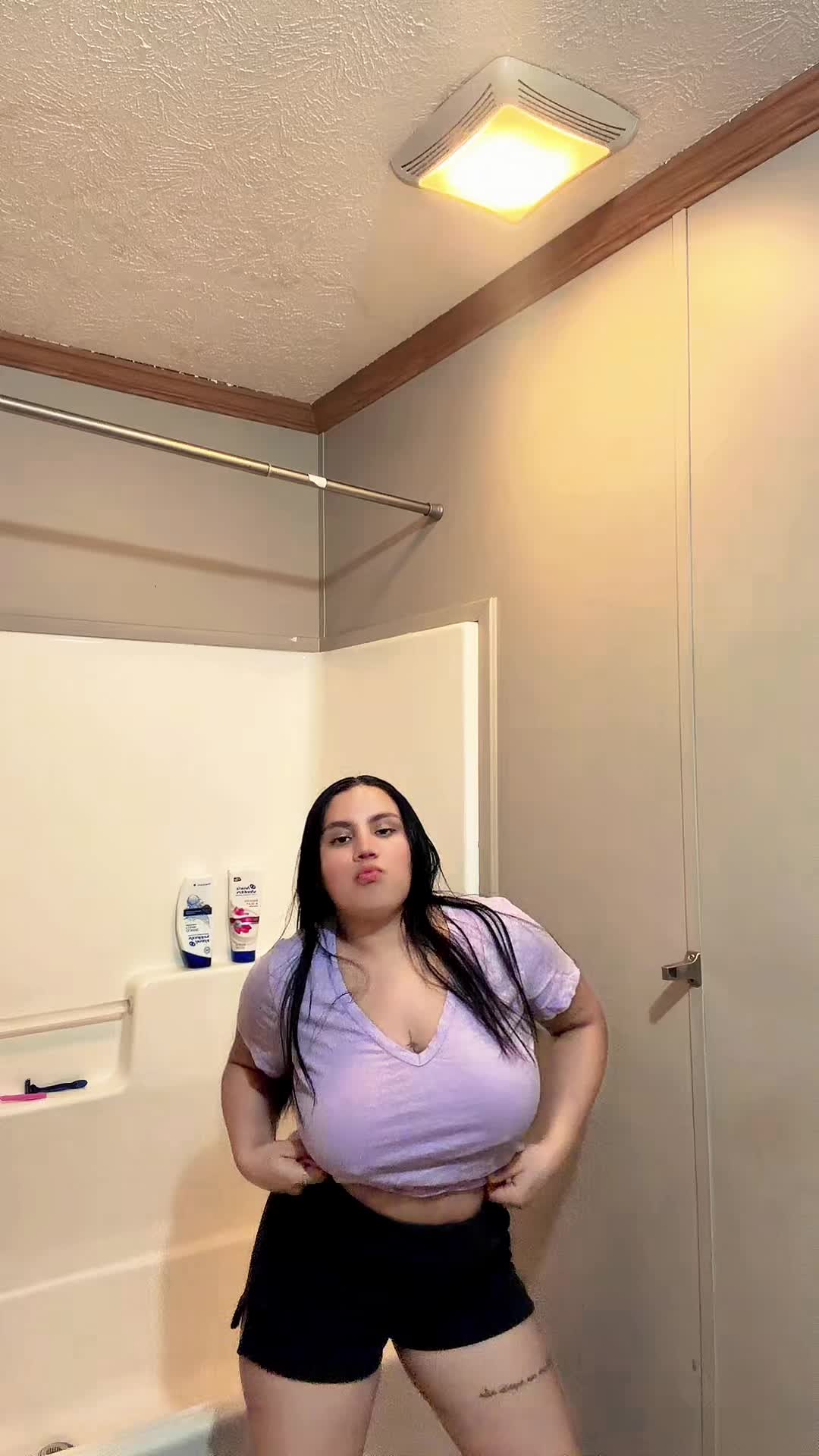 @Jasmine_contreras21