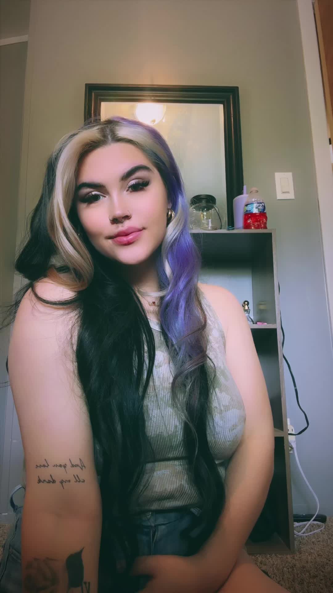 @EʌoB&uuml;nn&yuml;