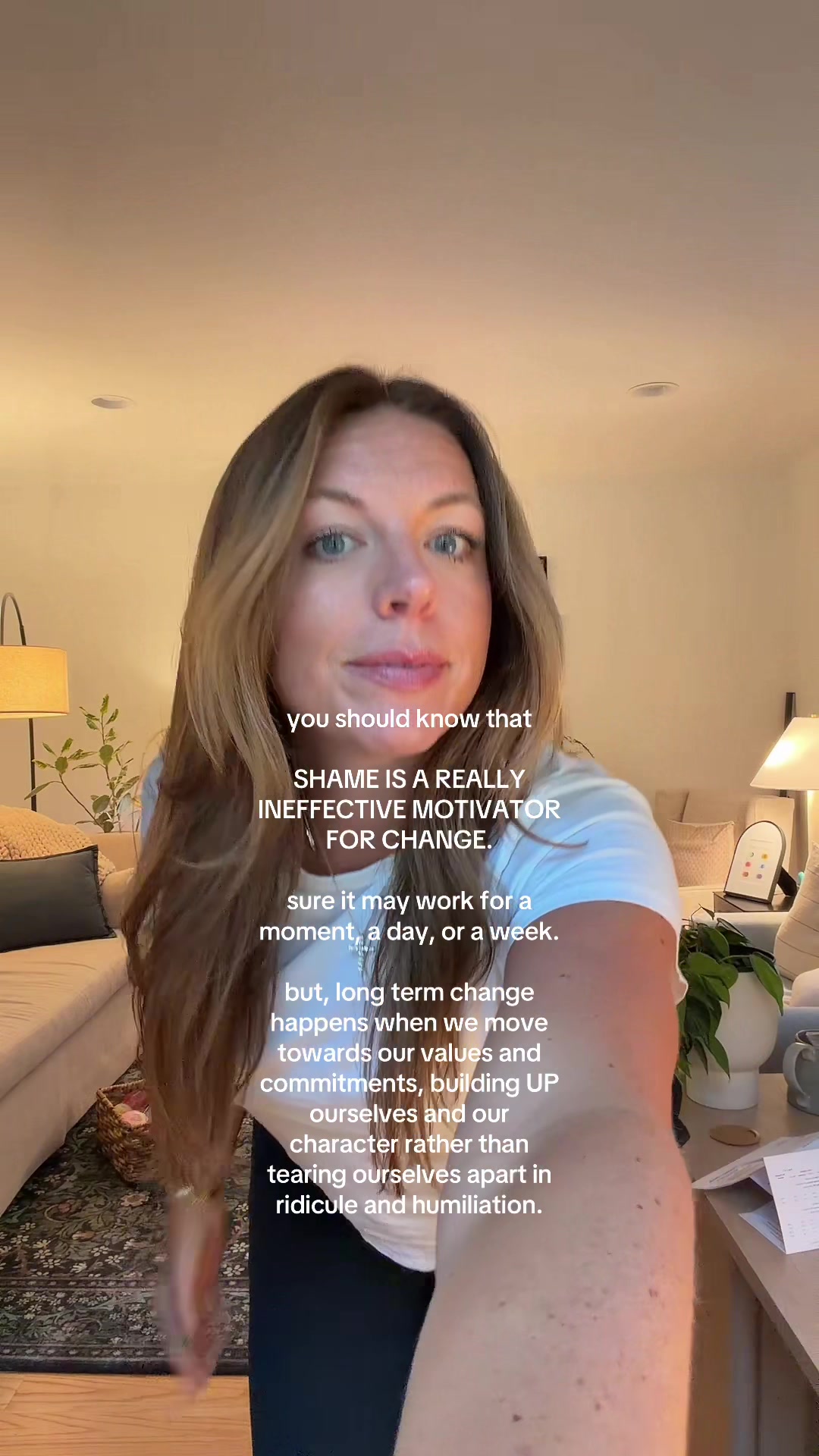 @CARLY | human & therapist