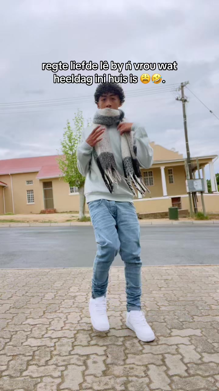 @𝓤𝓷𝓬𝓵𝓮_𝓱𝔂𝓻𝓸𝓷 🗽.