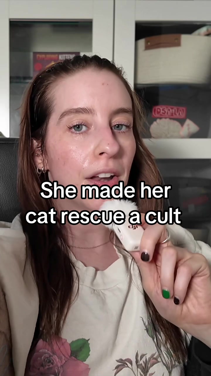 @carlyincontro