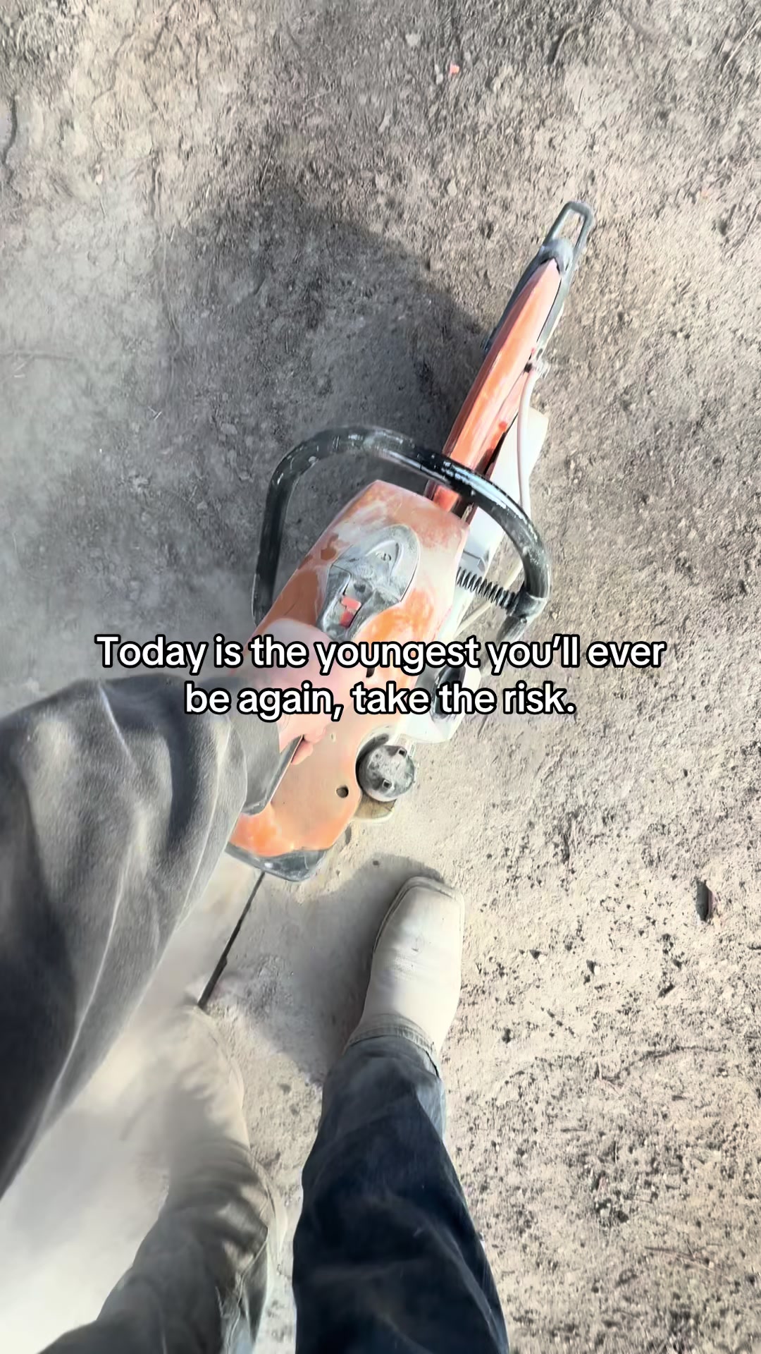 @✟