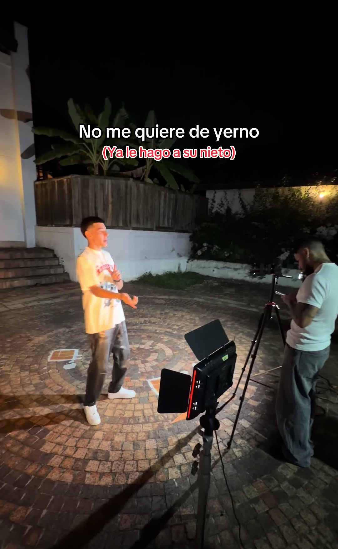@Makalo