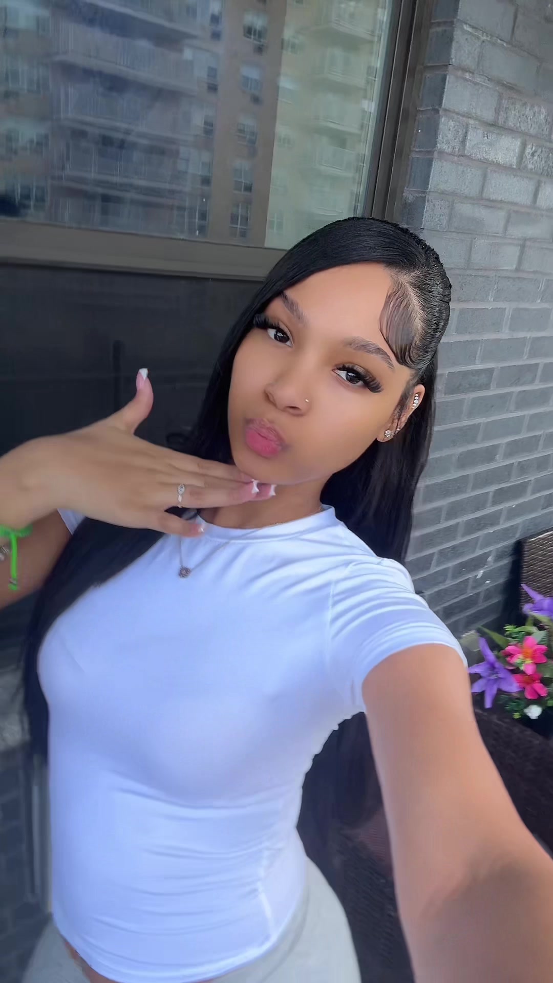 @LizzyB💚
