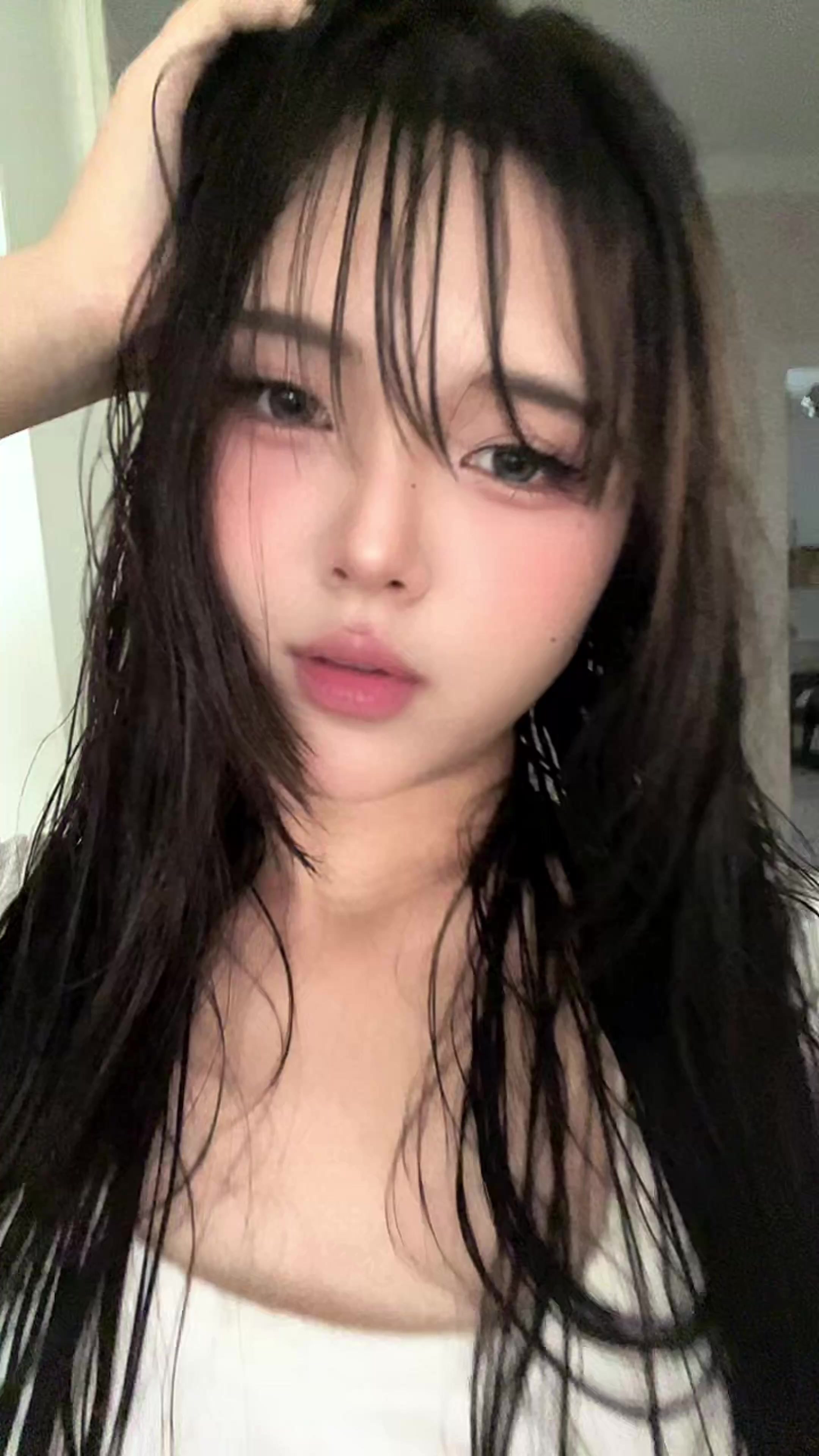 @𐚁 rina • 리나 ৎ°․