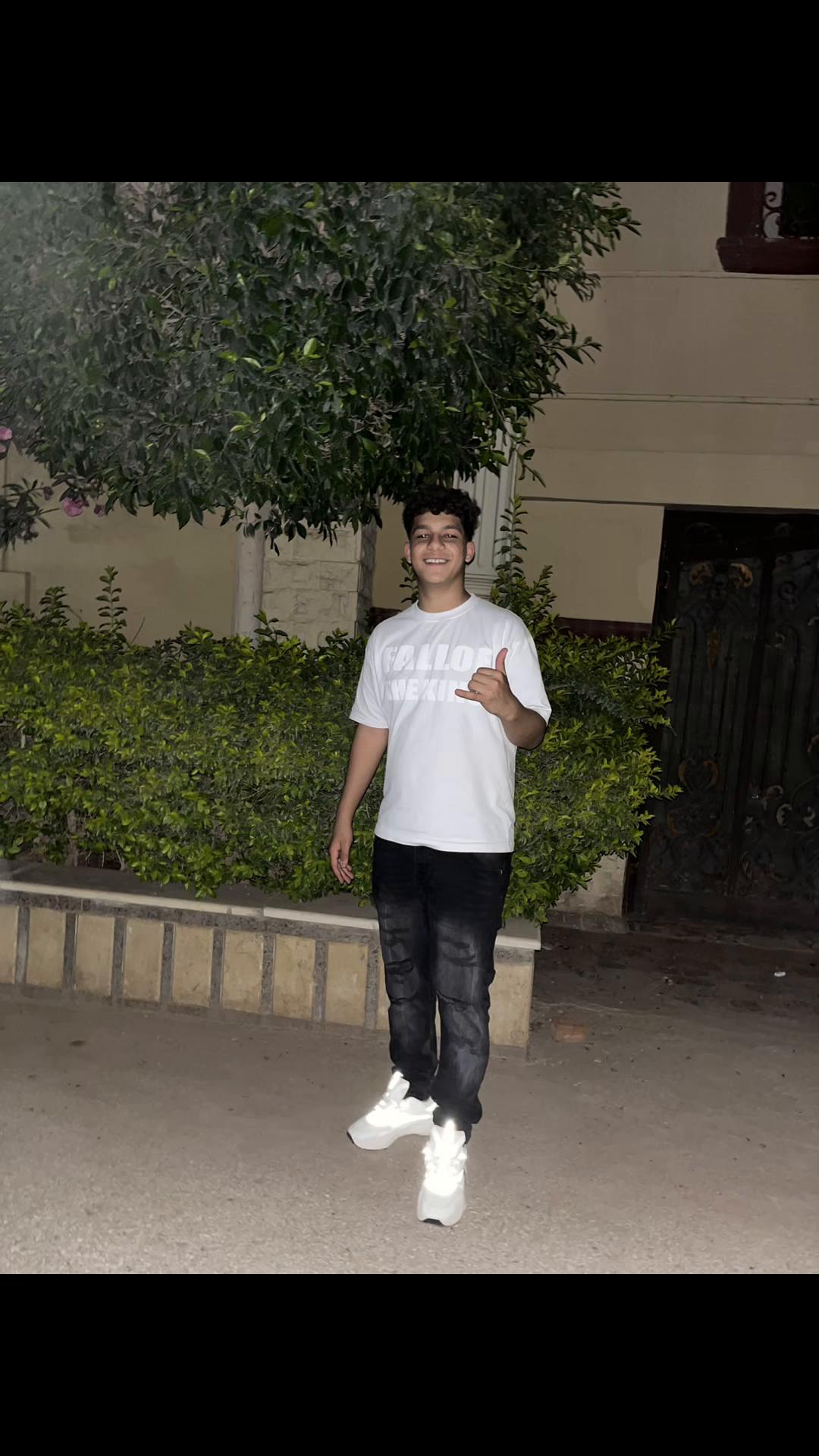 @𝕄🤴🏻