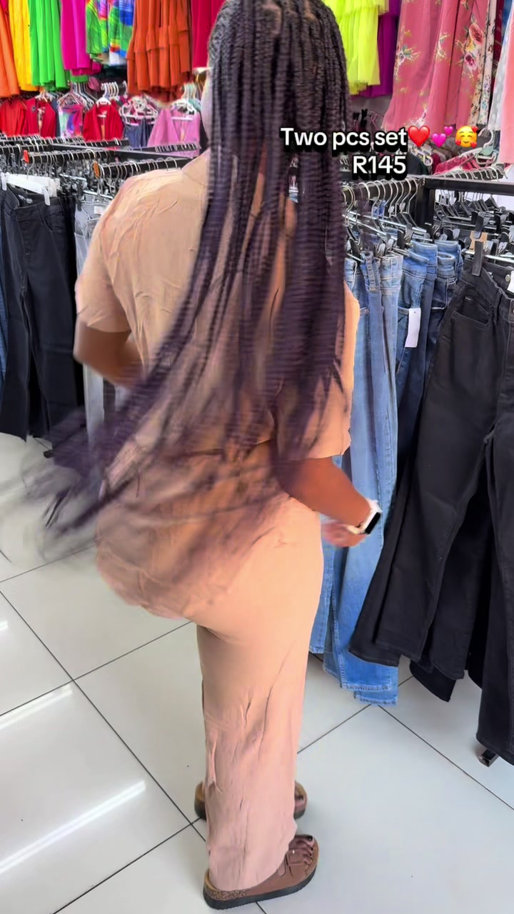 @J&M FASHION