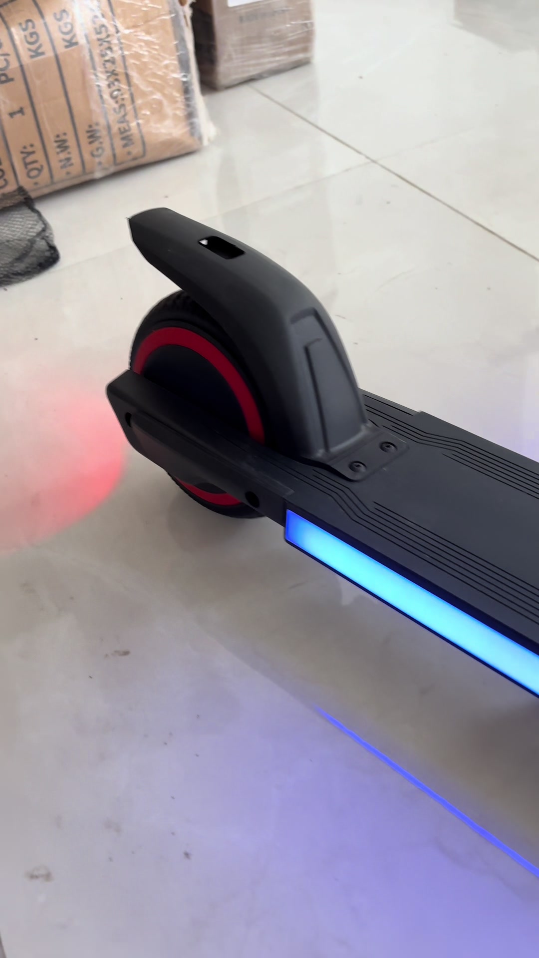 @E-scooters.Lb