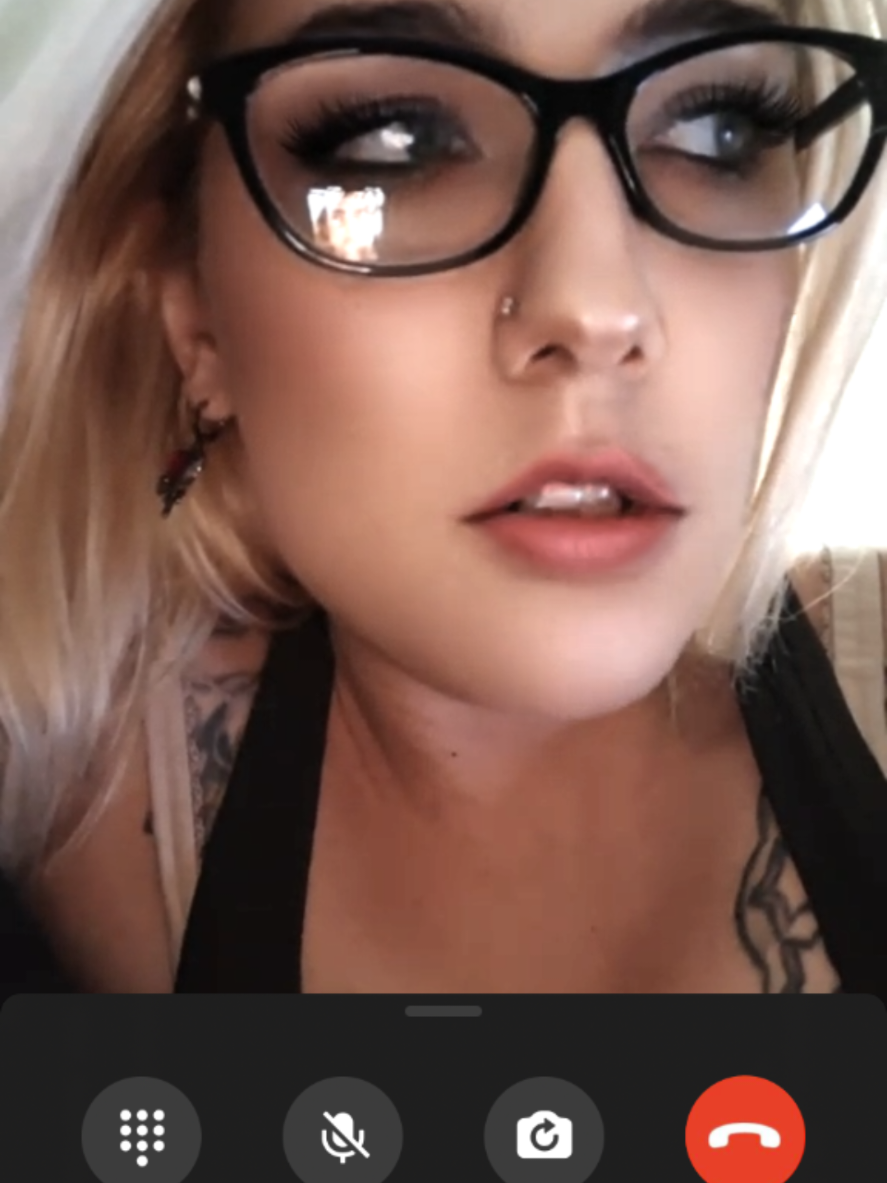 @QueenSkero