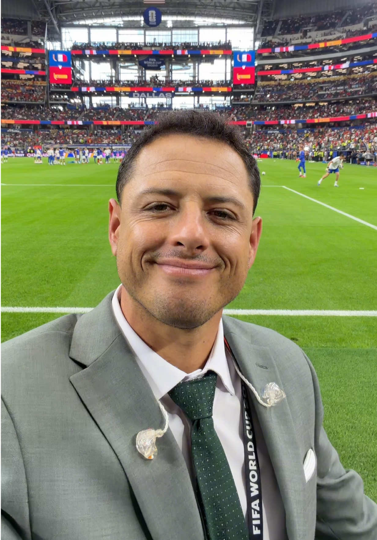@Javier "Chicharito" Hern&aacute;ndez