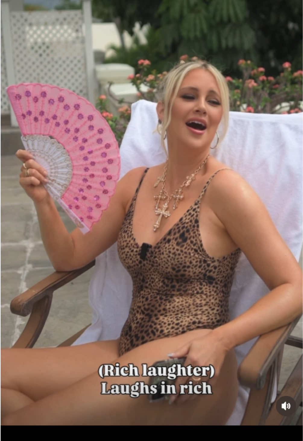 @NicoleArbour