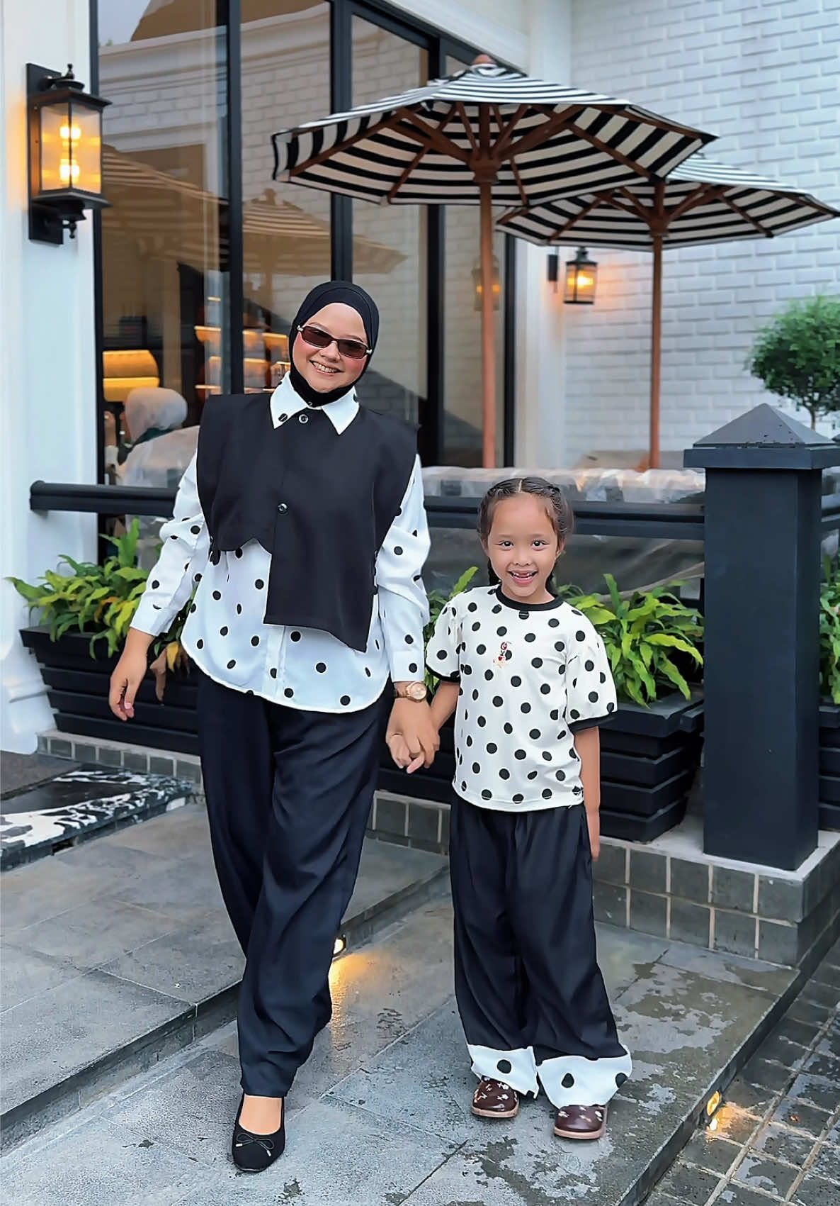 @Aleeya & Mama