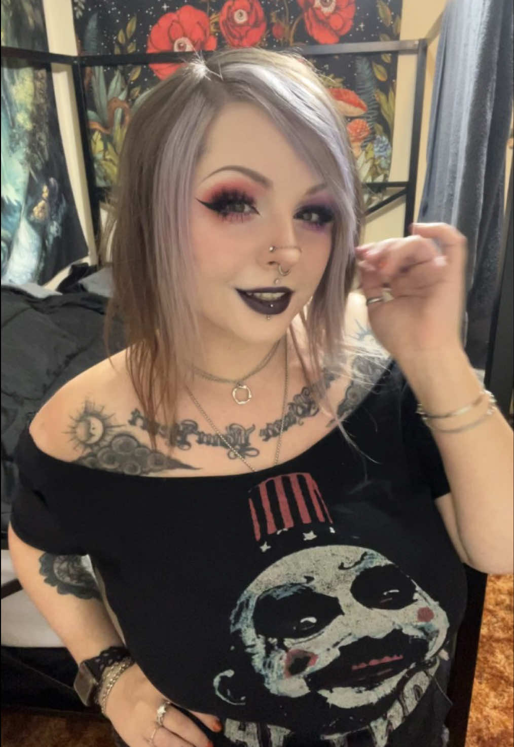 @ℭ𝔥𝔢𝔯𝔦𝔢 𝔏𝔬𝔳𝔢𝔩𝔩𝔞