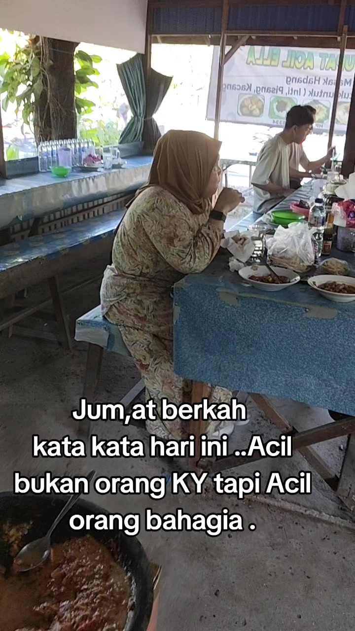 @warung katupat acil ella