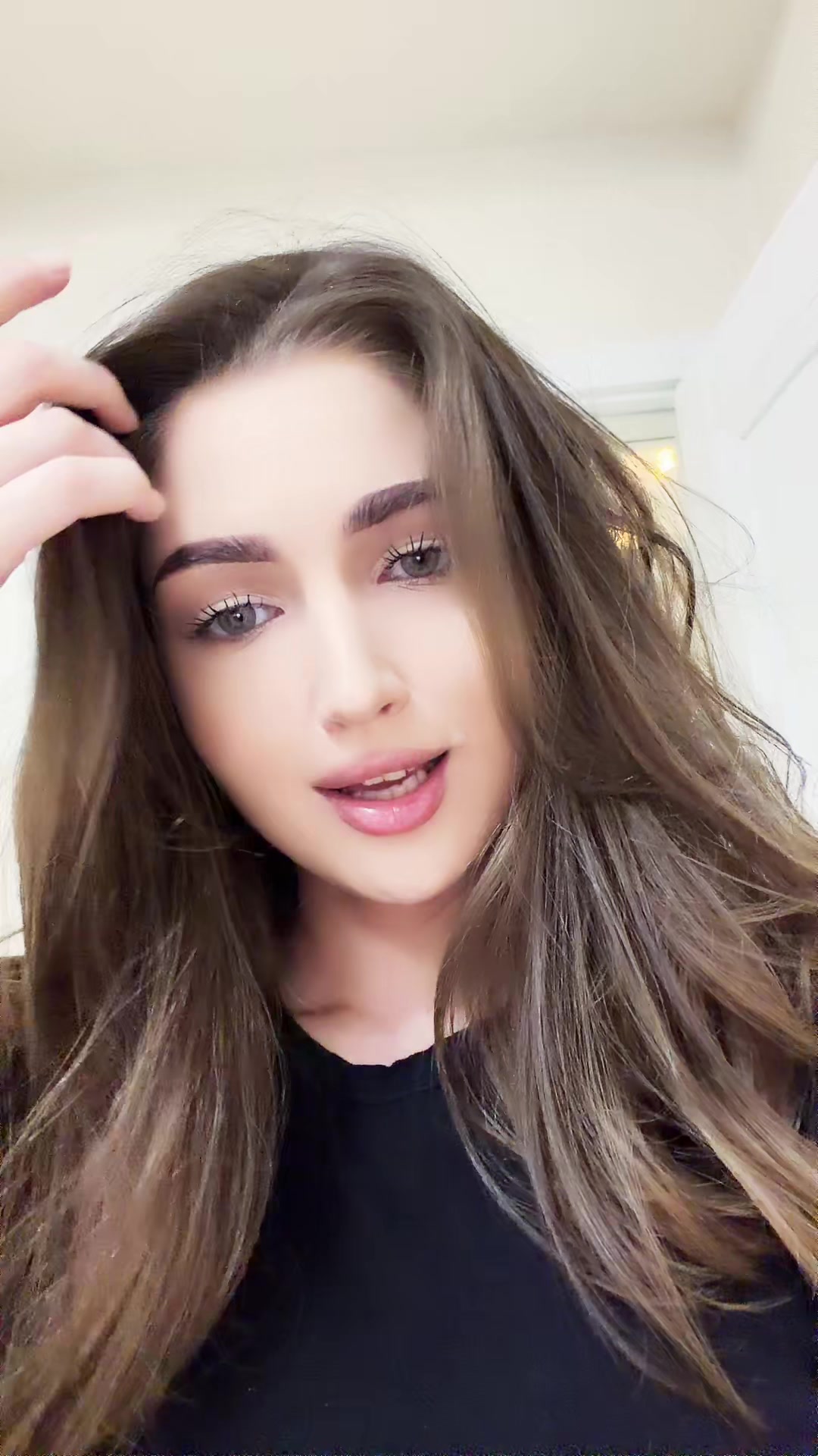 @Mukhanova_