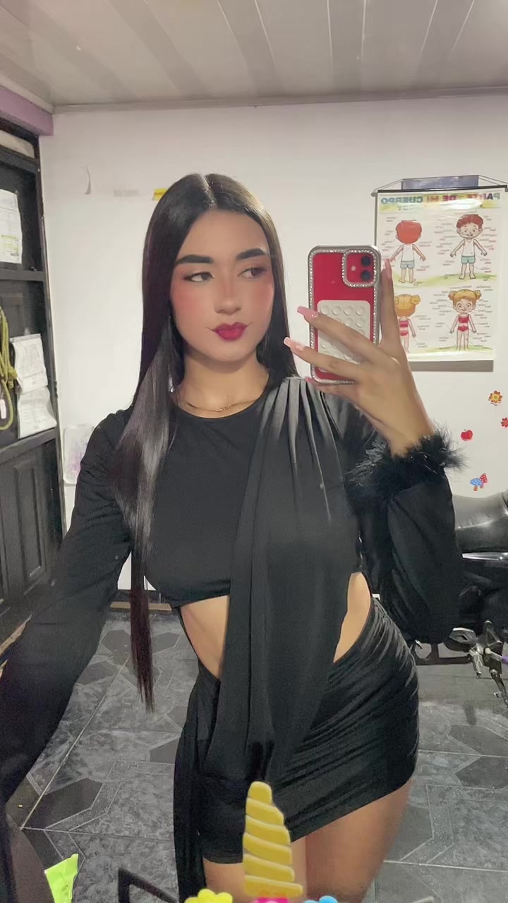 @Tatiana Arias🩷👑