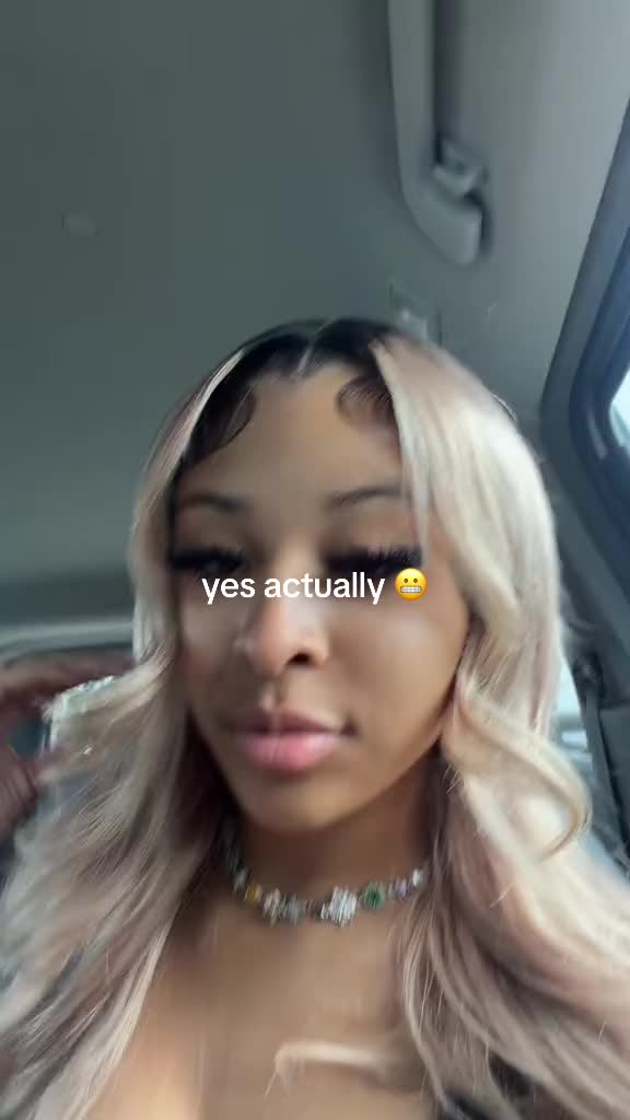 @Vivvy🪻