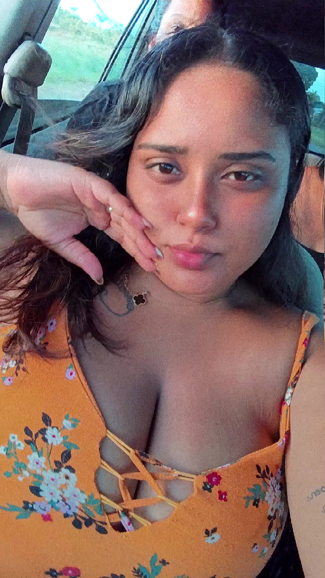 @S H A Y A 💮