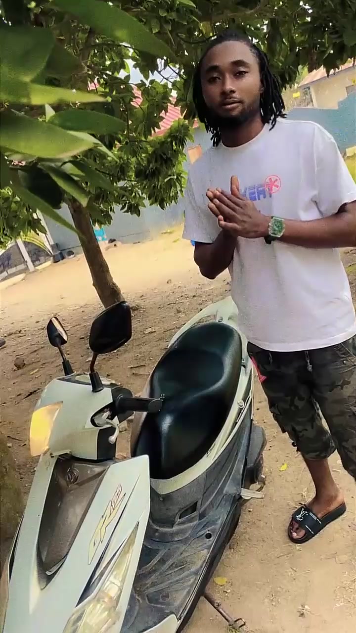 @fashion.bwoy