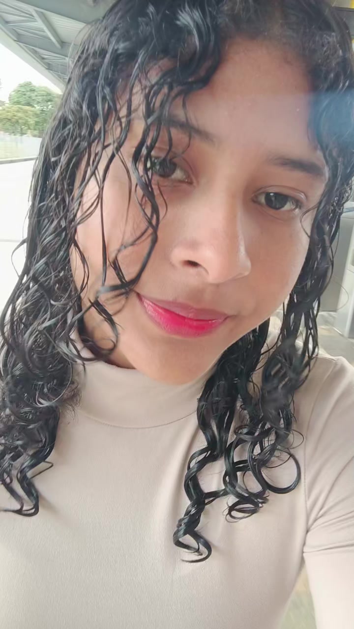 @Ana Laura ❤️💜