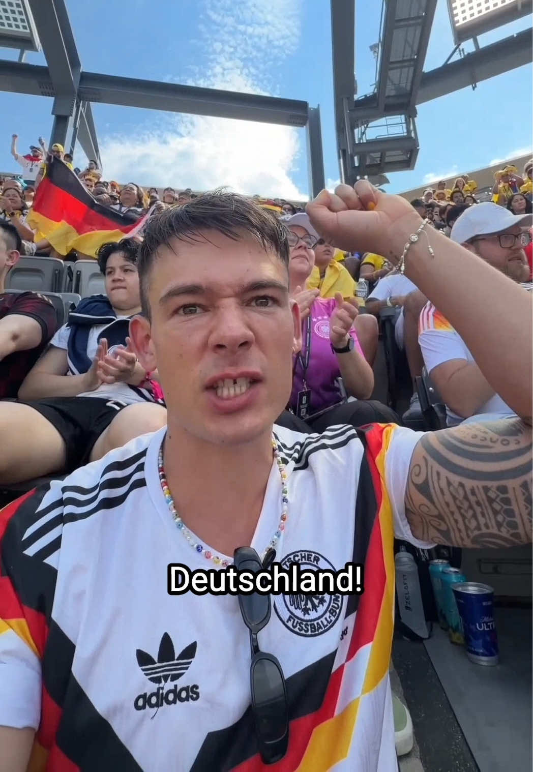@Mario Adrion