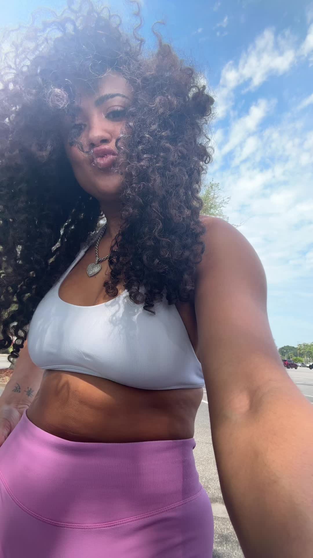 @desicurves