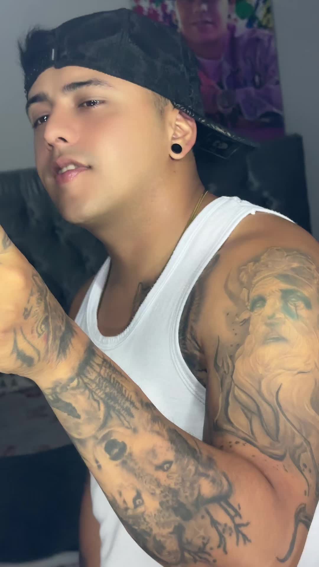 @𝙎𝘼𝙇𝘼𝙕𝘼𝙍🦁