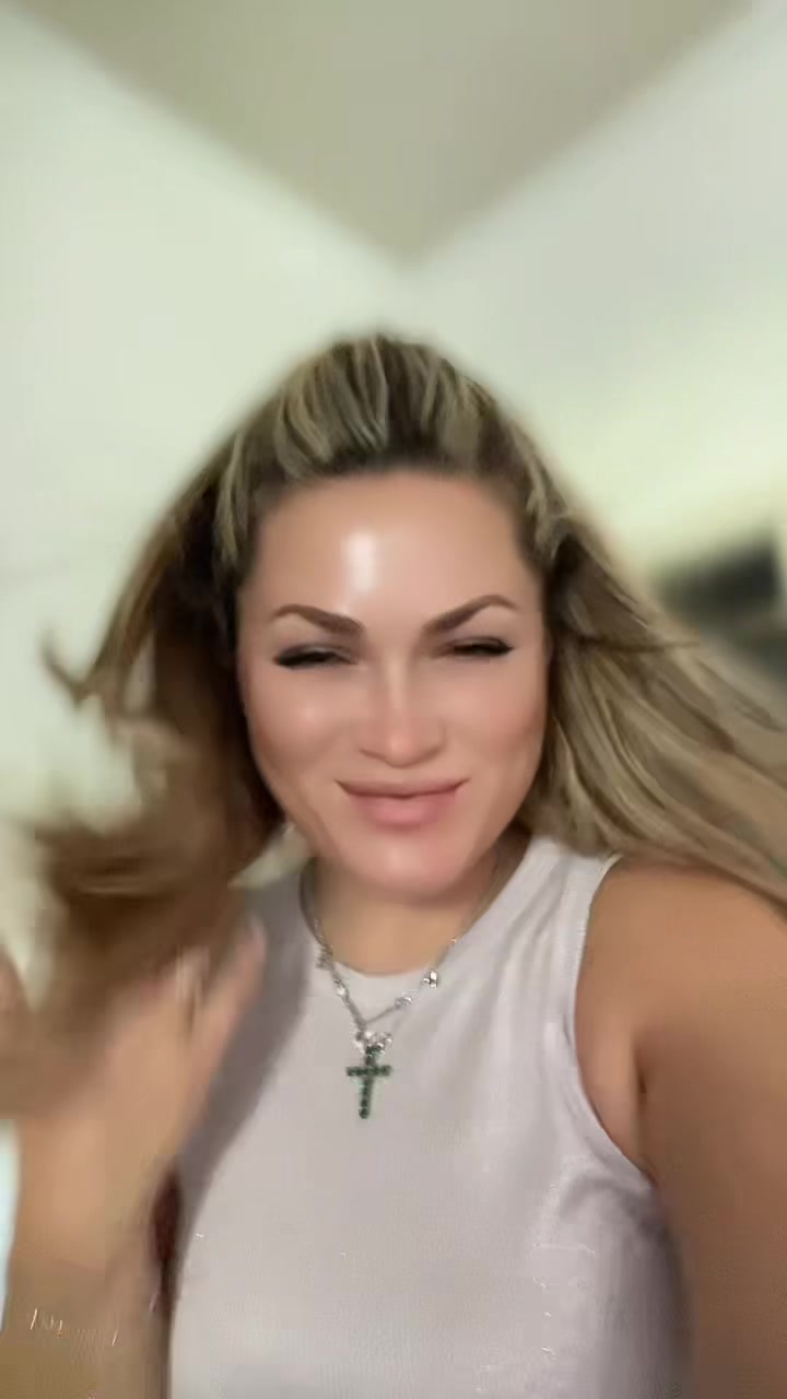 @Alina Grapila