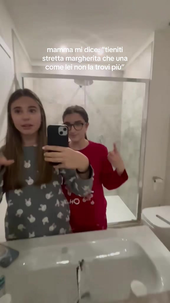@🌟brunettetwins🌟