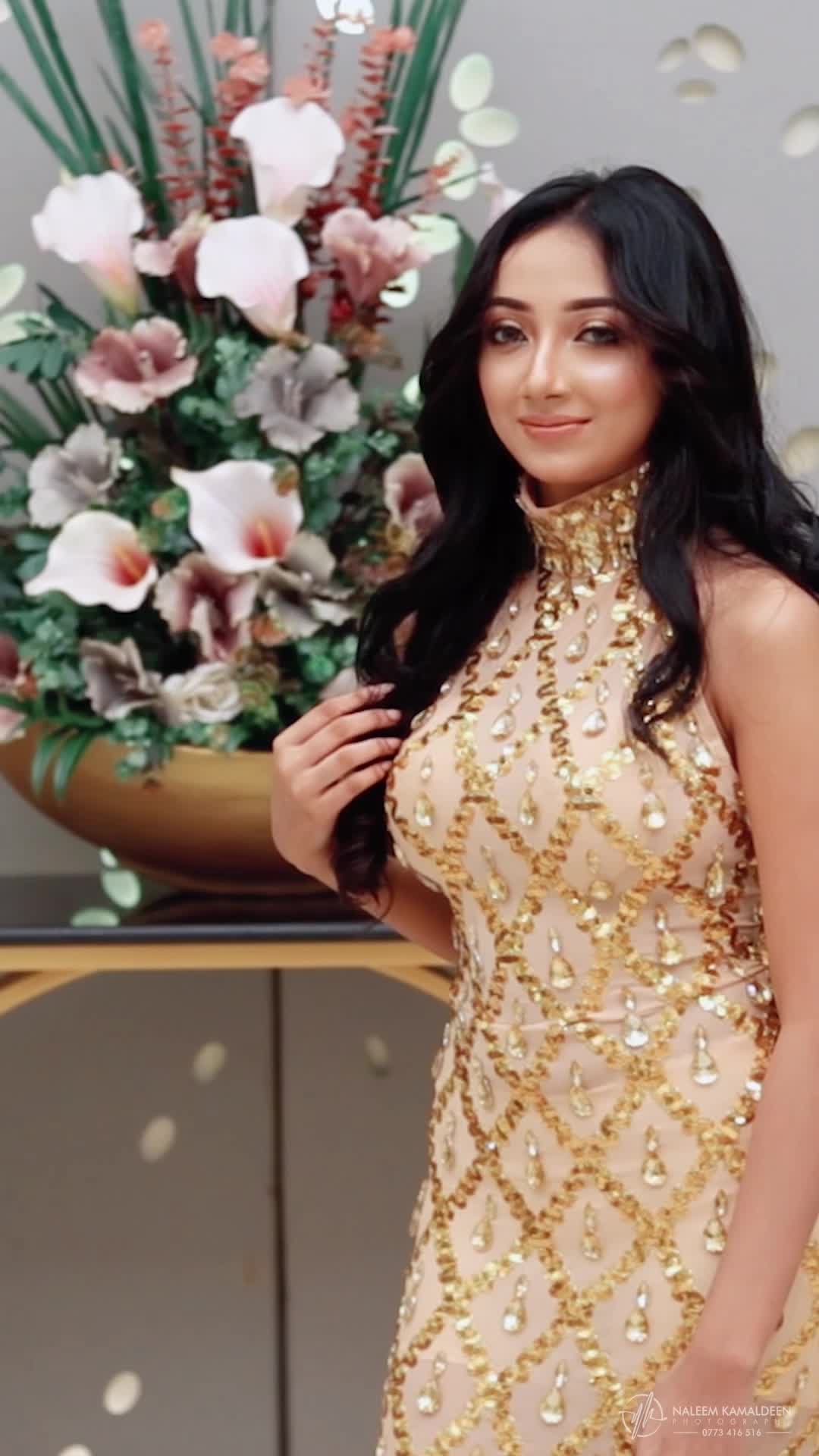 @ලිනෝමී ගොල්ඩ් හවුස්