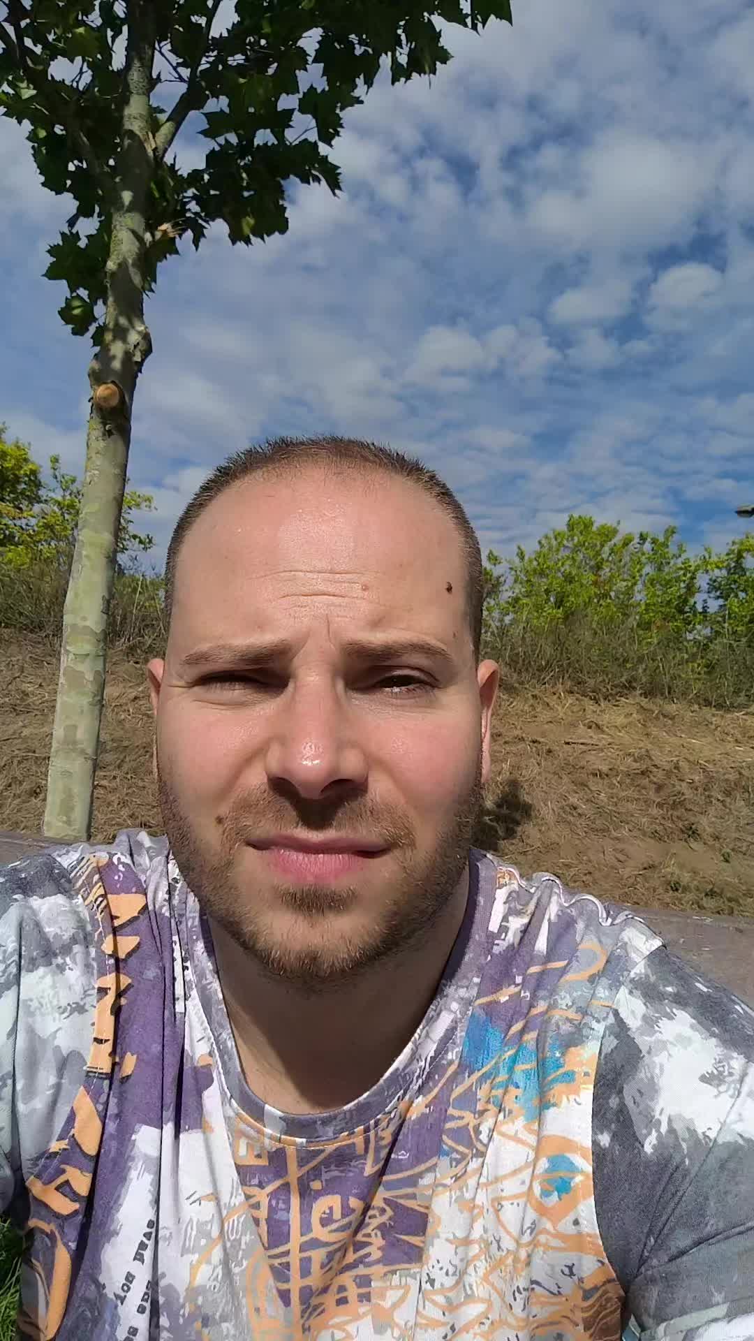 @L&auml;chel Einfach 😁