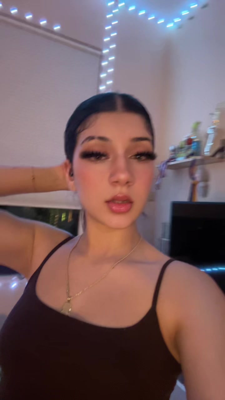 @lleyla