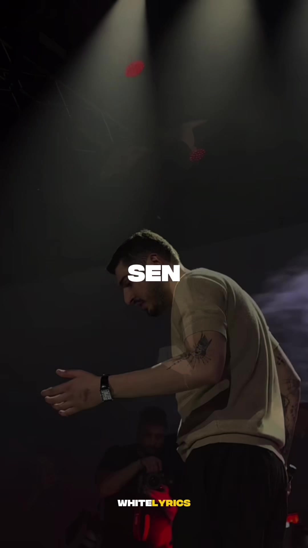 @🎧𝙬𝙝𝙞𝙩𝙚.𝙡𝙮𝙧𝙞𝙘𝙨🎧