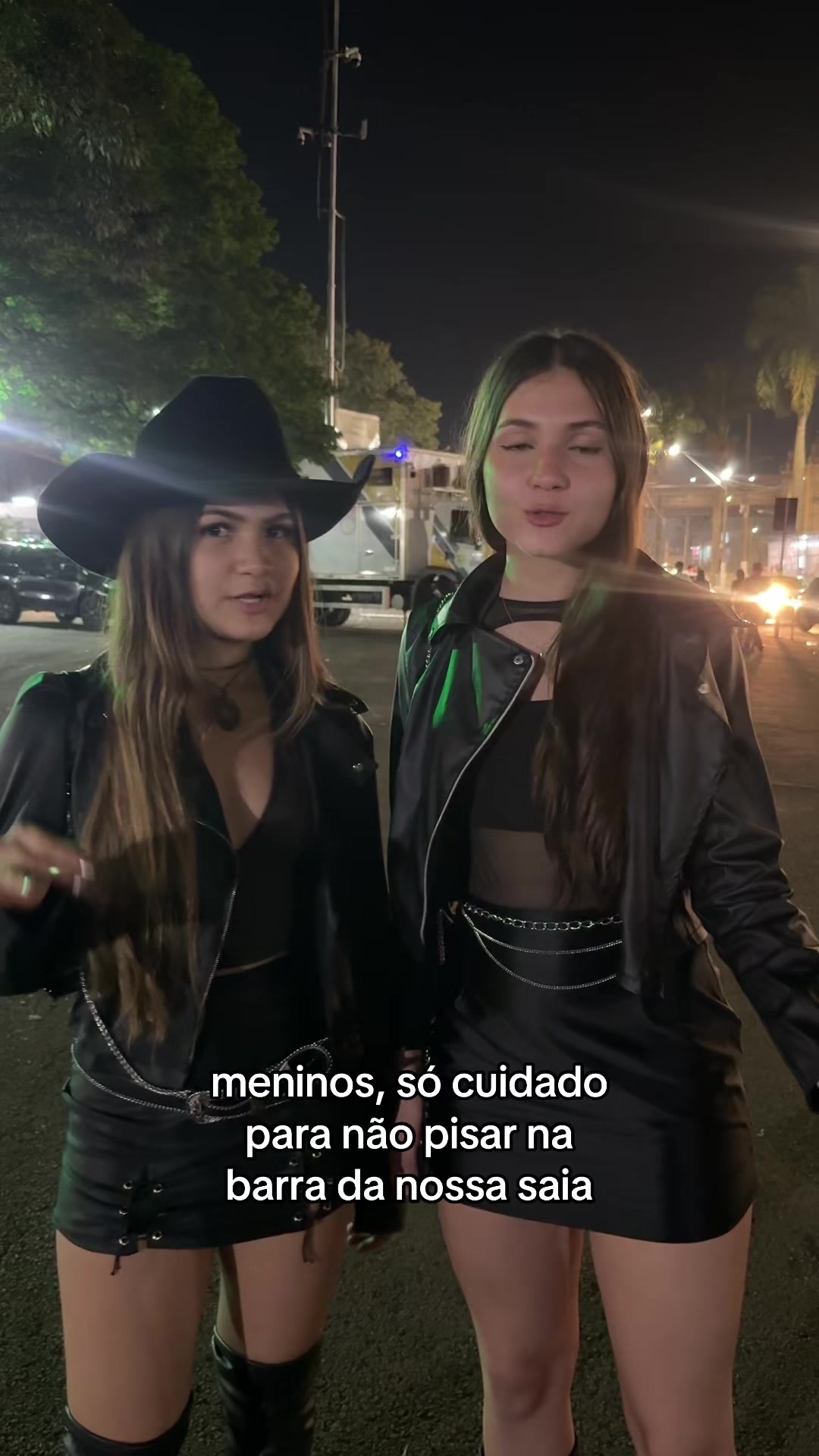 @nicoly