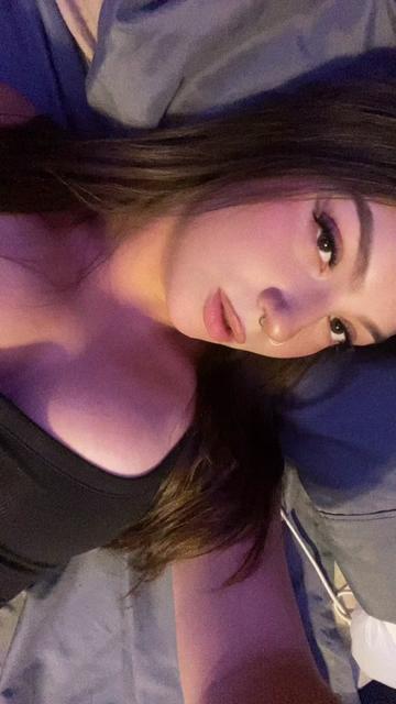 @user27883945301