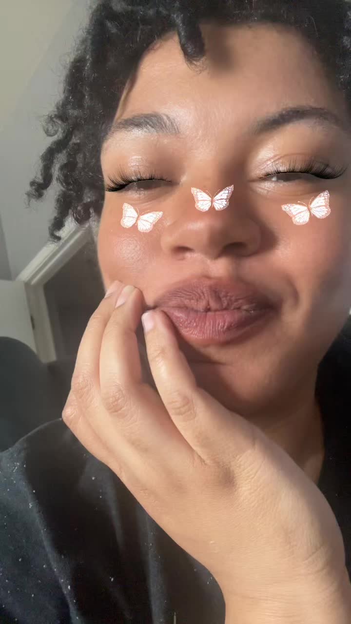 @dealusionist