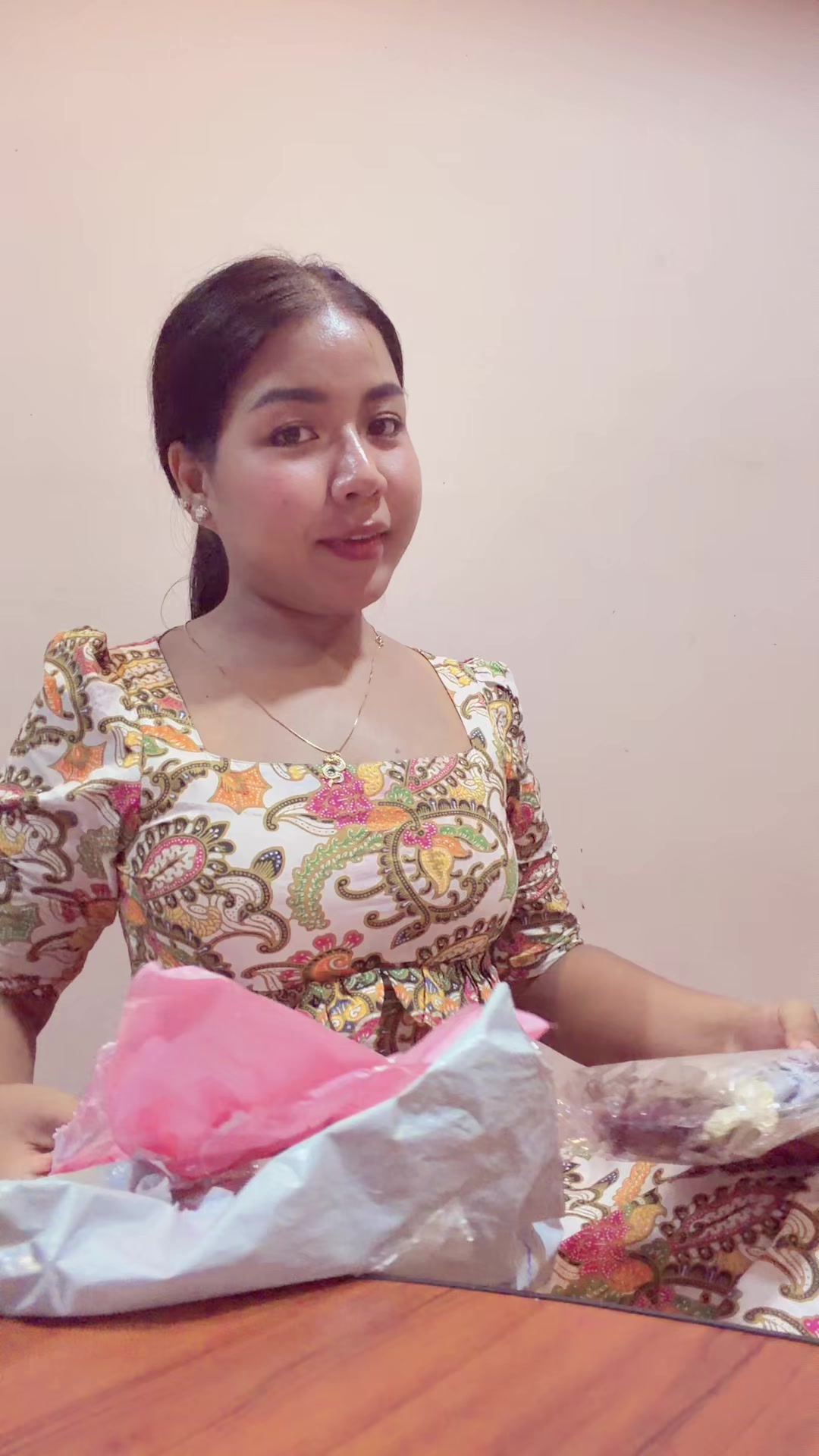 @khin zu paing