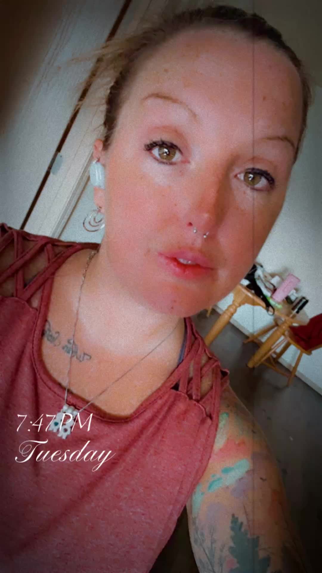 @Simply_E🦋