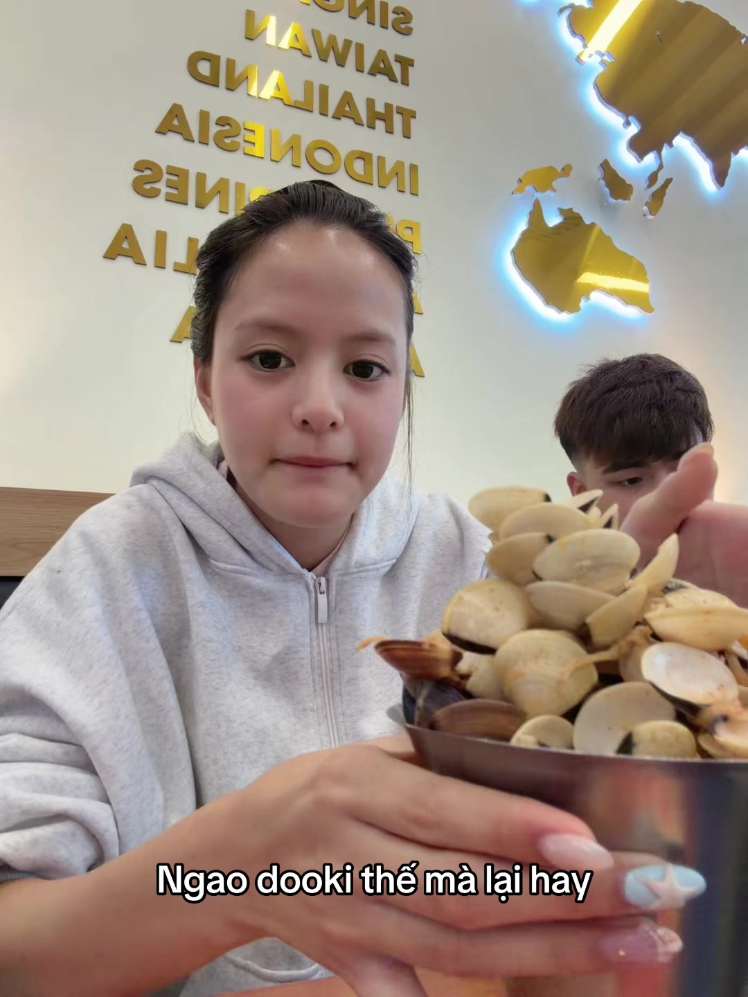 @Nguyễn Uyên Trang