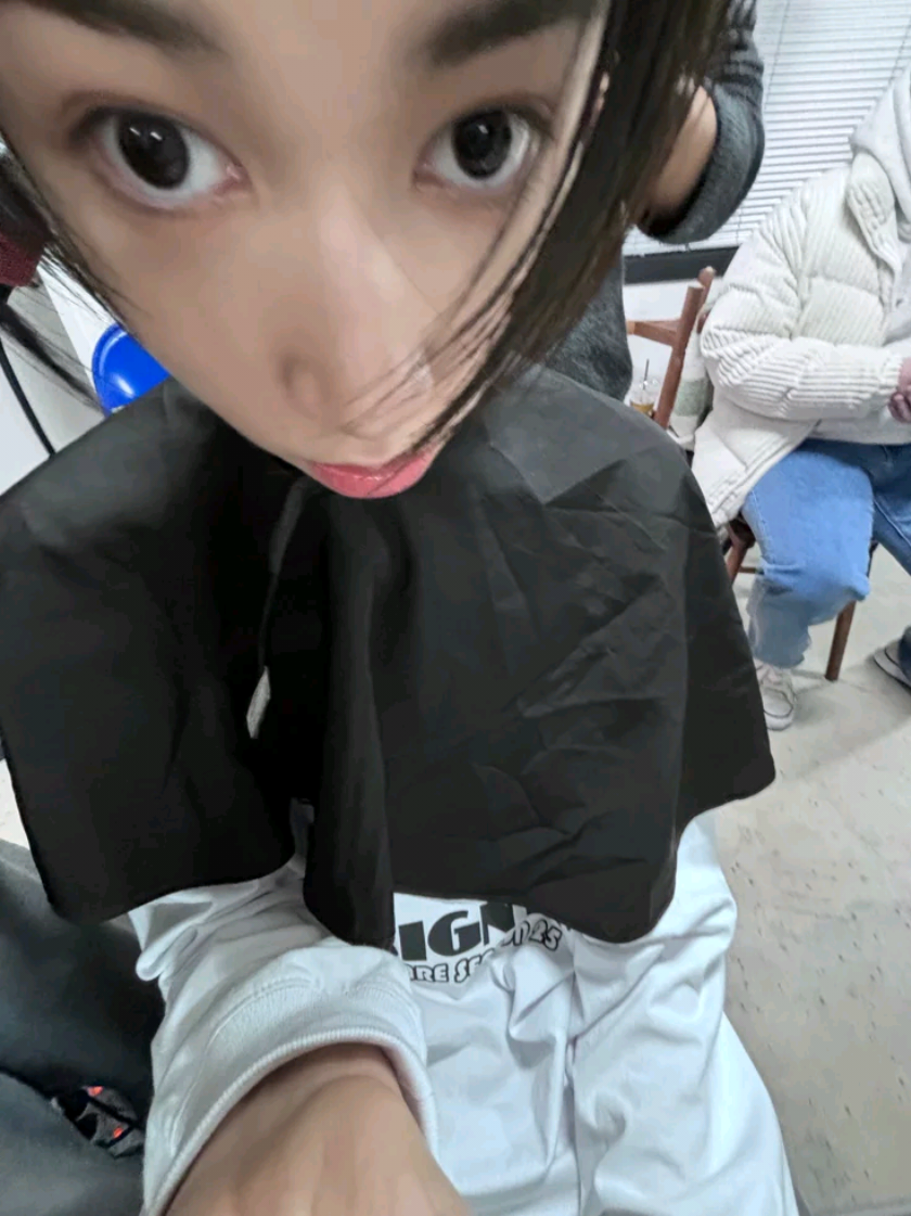 @ℳᥫ᭡.⋆🌪˚꩜。