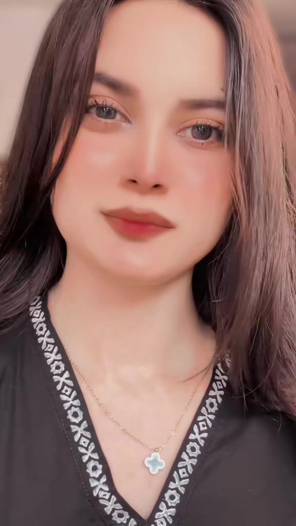 @Emaan🕊️✨