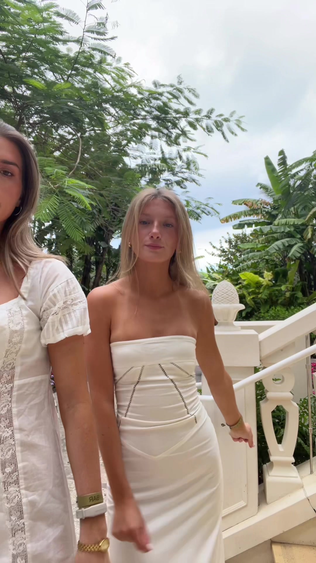 @unawhite