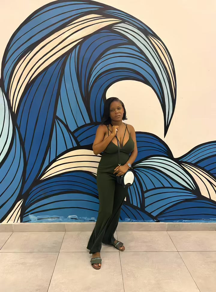 @J E A N N I C E ✨🇬🇦