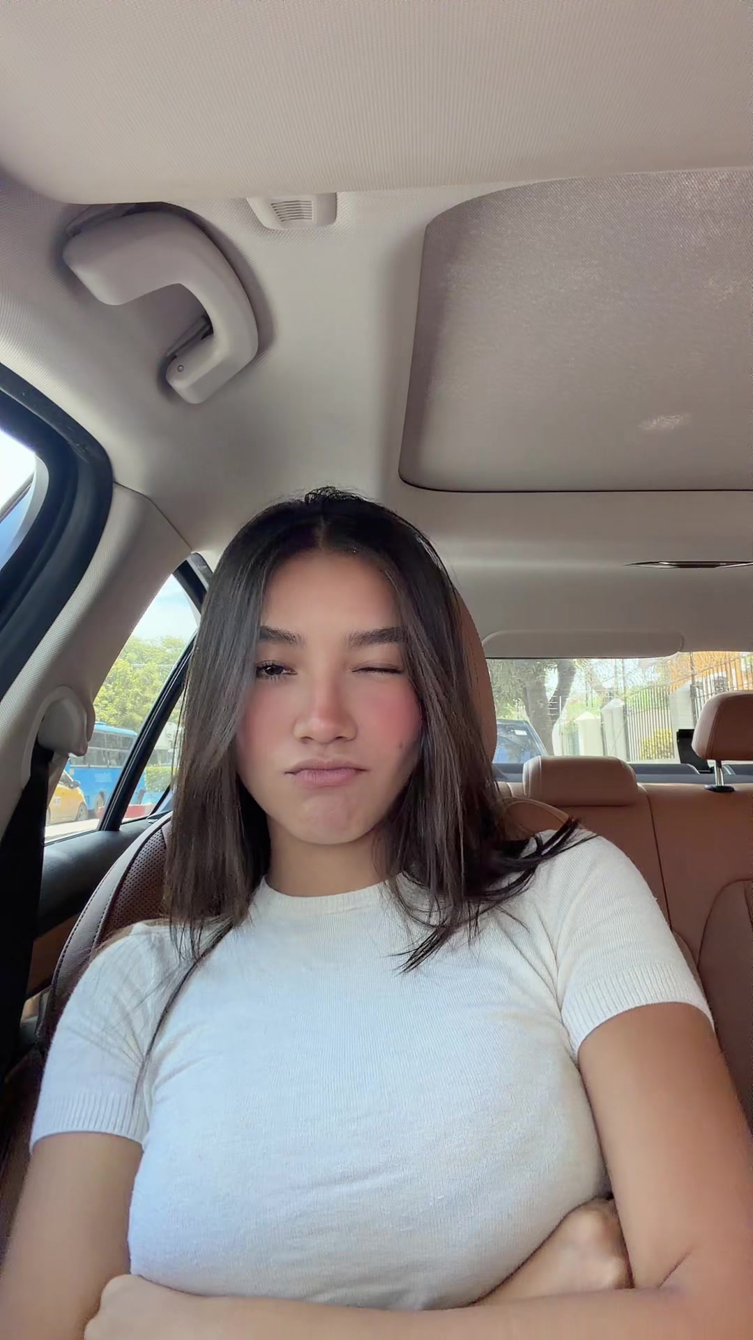 @oficialmaryaguilar