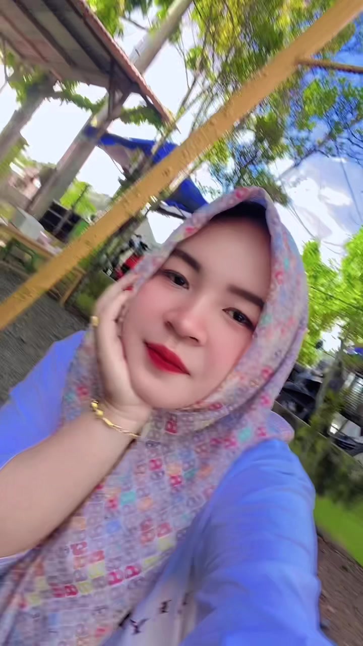 @Emy Mijar